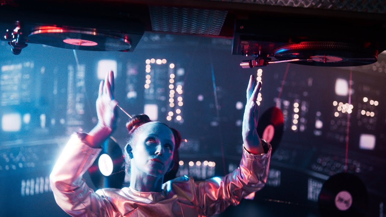 SCHWERELOS - FESTIVAL TRAILER       